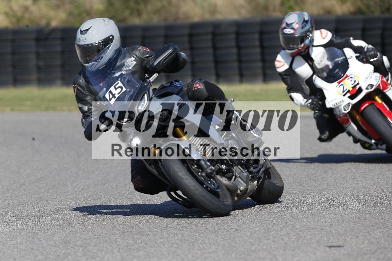 /Archiv-2025/49 26.08.2025 Cornu Master School ADR/blau-bleu/45